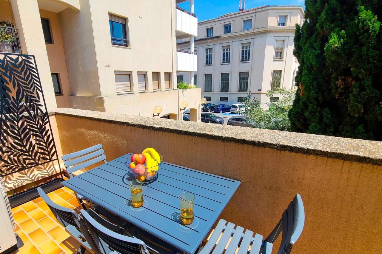 Regard Sur Les Remparts - Terrasse & Parking Lägenhet Avignon Exteriör bild