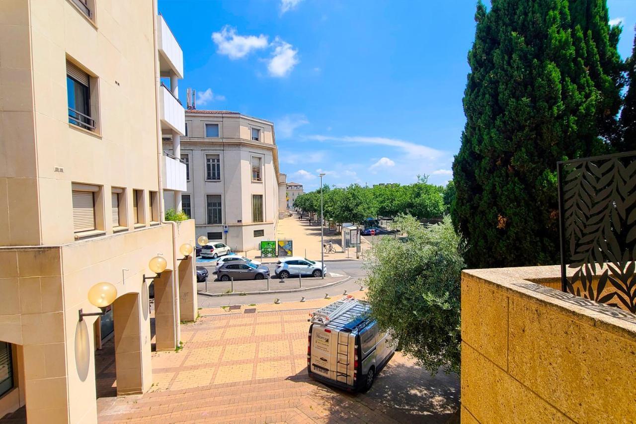 Regard Sur Les Remparts - Terrasse & Parking Lägenhet Avignon Exteriör bild