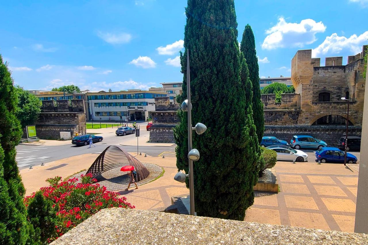 Regard Sur Les Remparts - Terrasse & Parking Lägenhet Avignon Exteriör bild